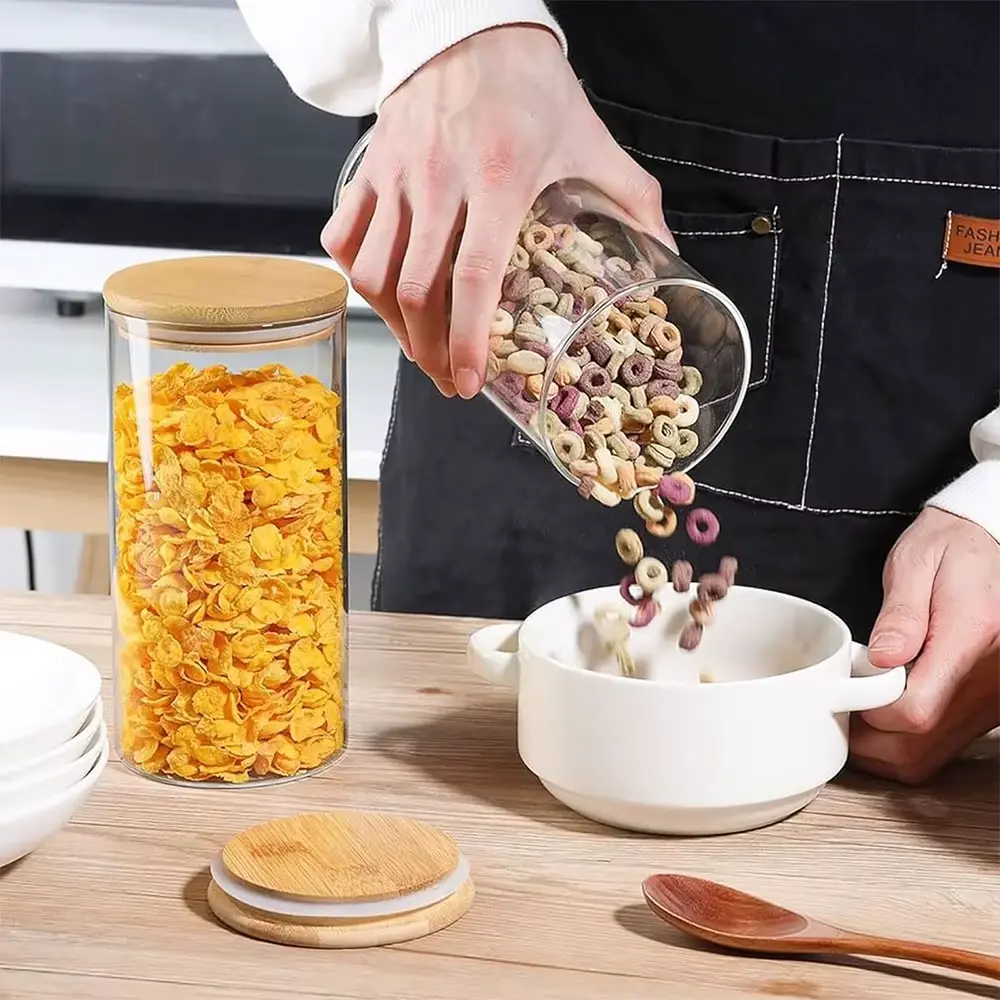 Contenedor plástico con tapa en bambú 15cm